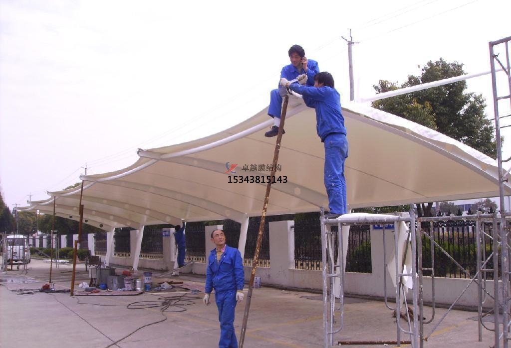 邢臺商業廣場雨棚搭建
